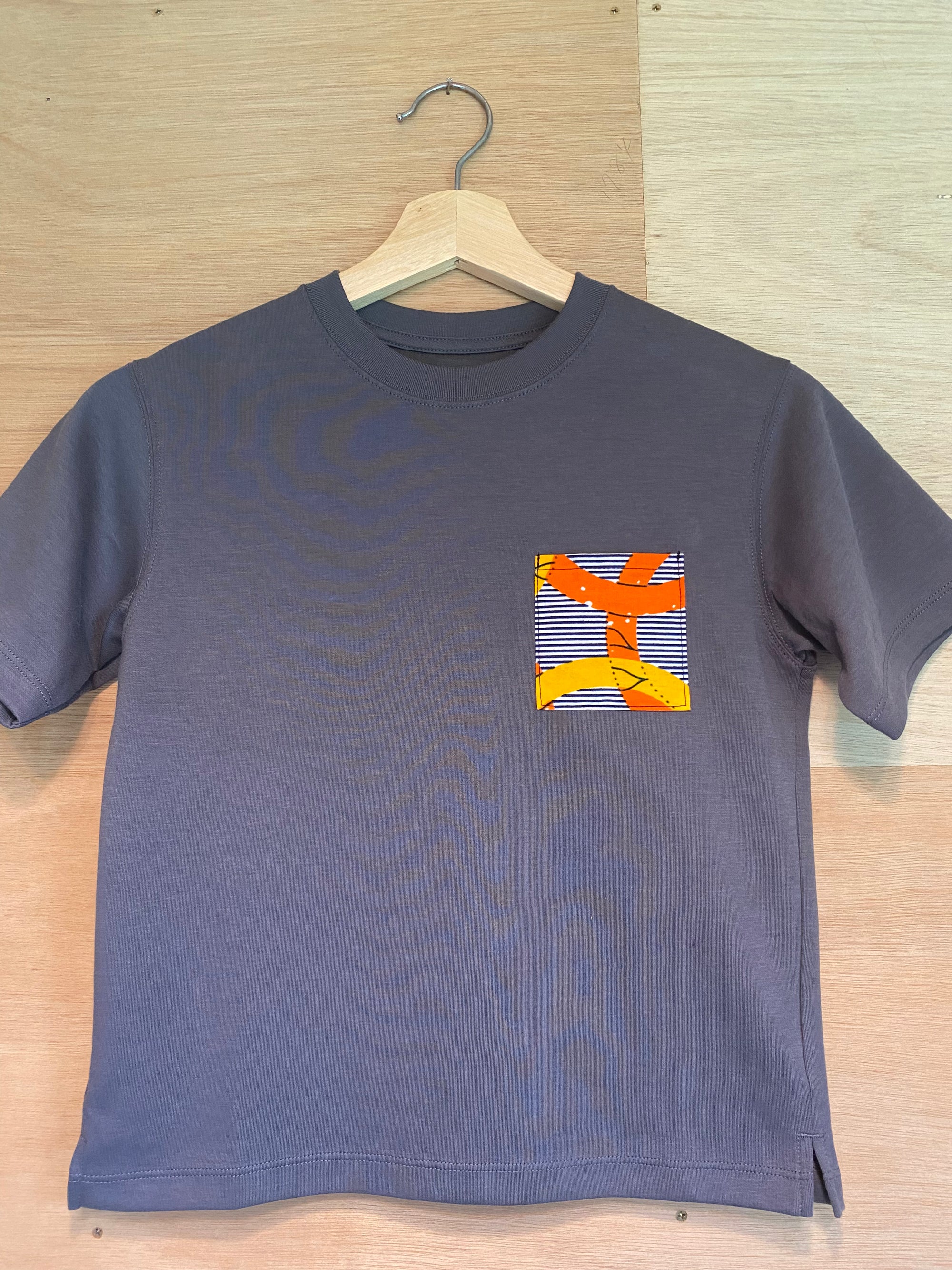 子供用アフリカンポケットTシャツ グレー120