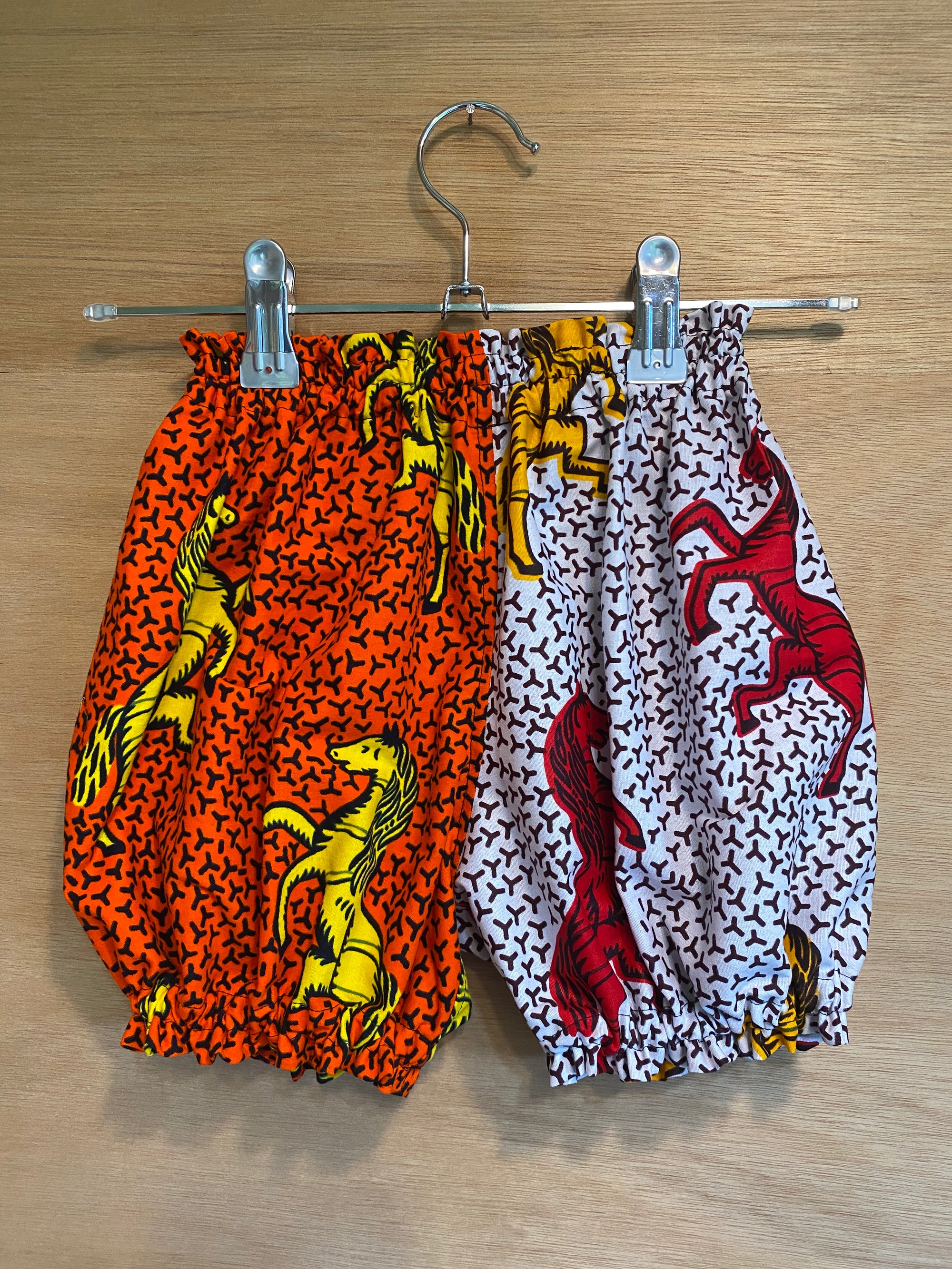 かぼちゃパンツ 馬と馬