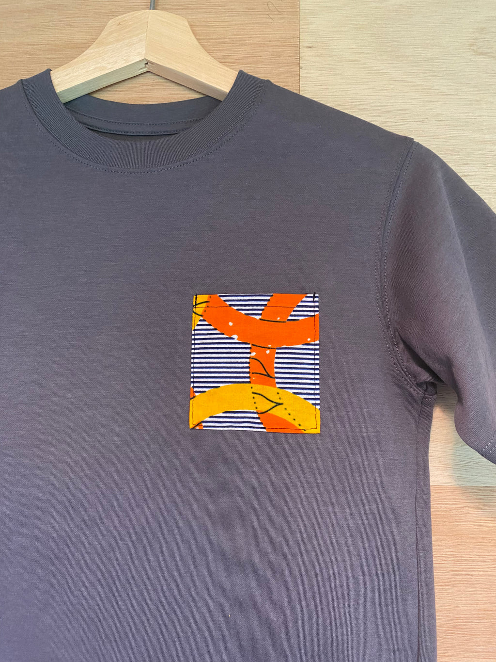 子供用アフリカンポケットTシャツ　グレー120